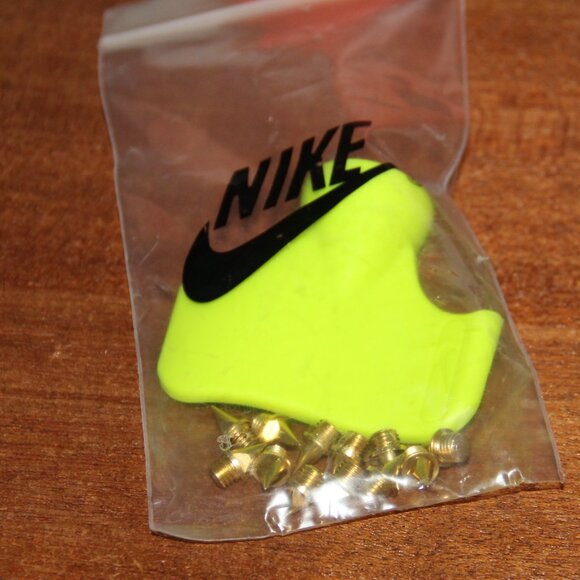 Nike ZoomX Dragonfly Track Spikes Men's 10 Volt Mint Foam - Picture 9 of 10